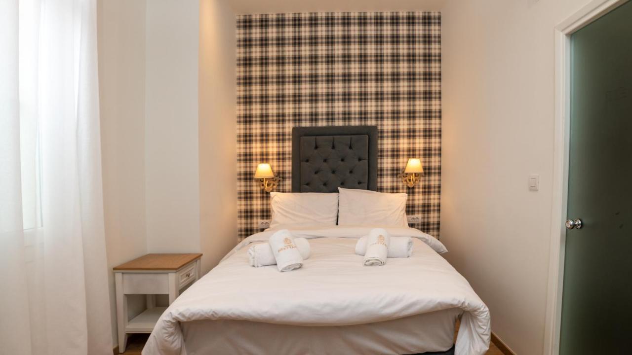 Brettania Hotel Янина Стая снимка