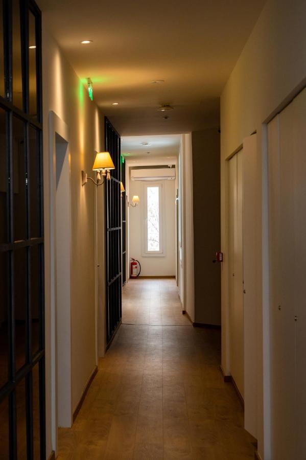 Brettania Hotel Янина Екстериор снимка