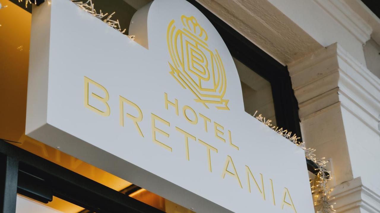 Brettania Hotel Янина Екстериор снимка